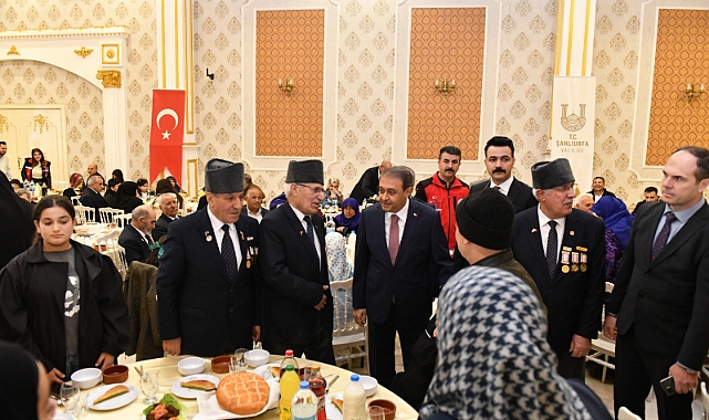 Vali Hasan Şıldak, İftarda Vatandaşlar İle Bir Araya Geldi - Güncel - Ajans  Balıklıgöl - Şanlıurfa Haberleri - Urfa Haber - Urfa Haberleri